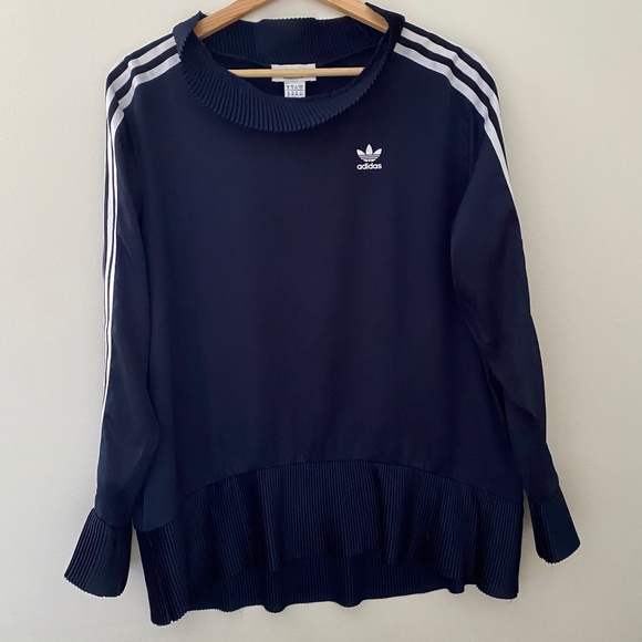 Adidas Originals adicolor Deluxe Sweatshirt With Pleated Trim - Picture 3 of 6